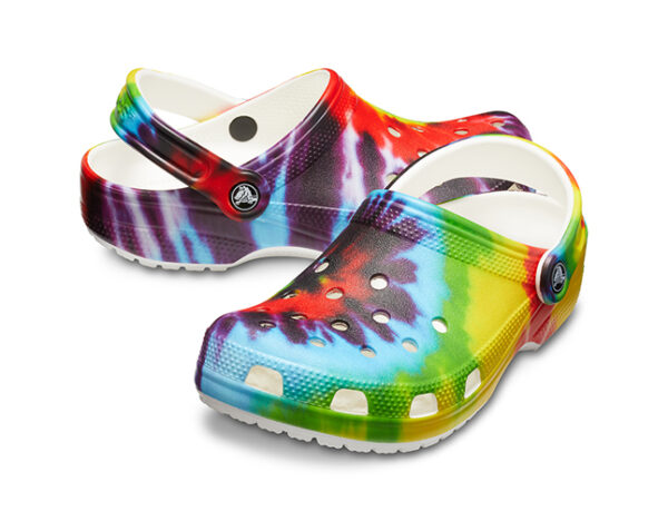 Crocs Classic Tie Dye Graphic Clog - Image 4